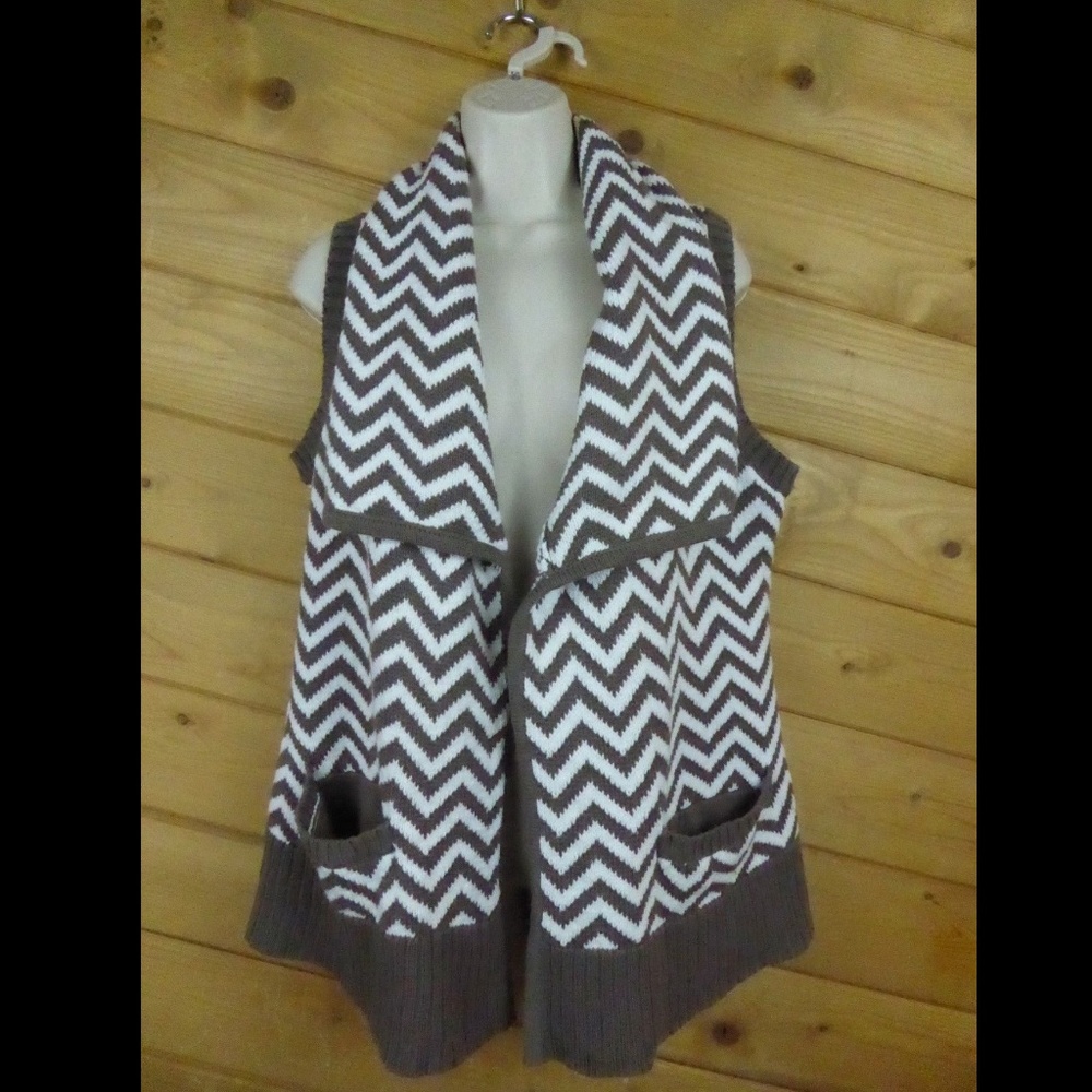 Chico's Chevron Stripe Cream Brown Open Front Wrap Aline Sweater Cardigan Vest M